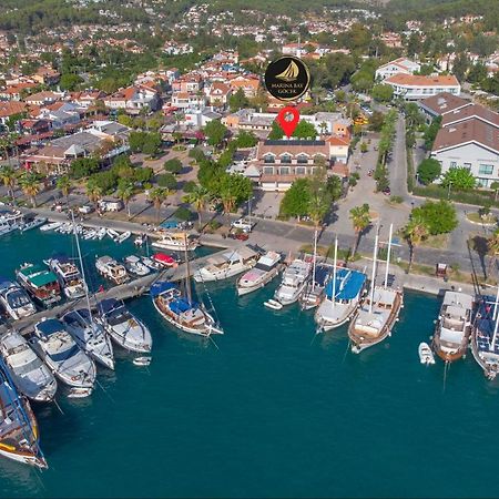Hotel Marina Bay Goecek Eksteriør bilde