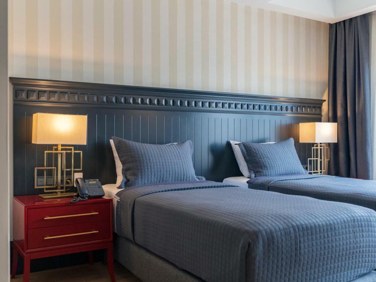 Hotel Marina Bay Goecek Eksteriør bilde